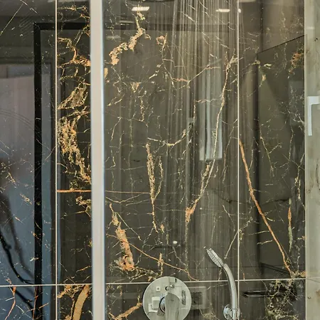 Aj - Seaview Private *