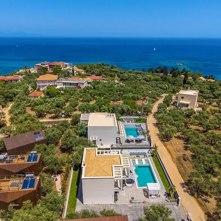 Willa Aj - Seaview Private