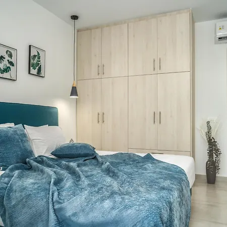 Aj - Seaview Private *